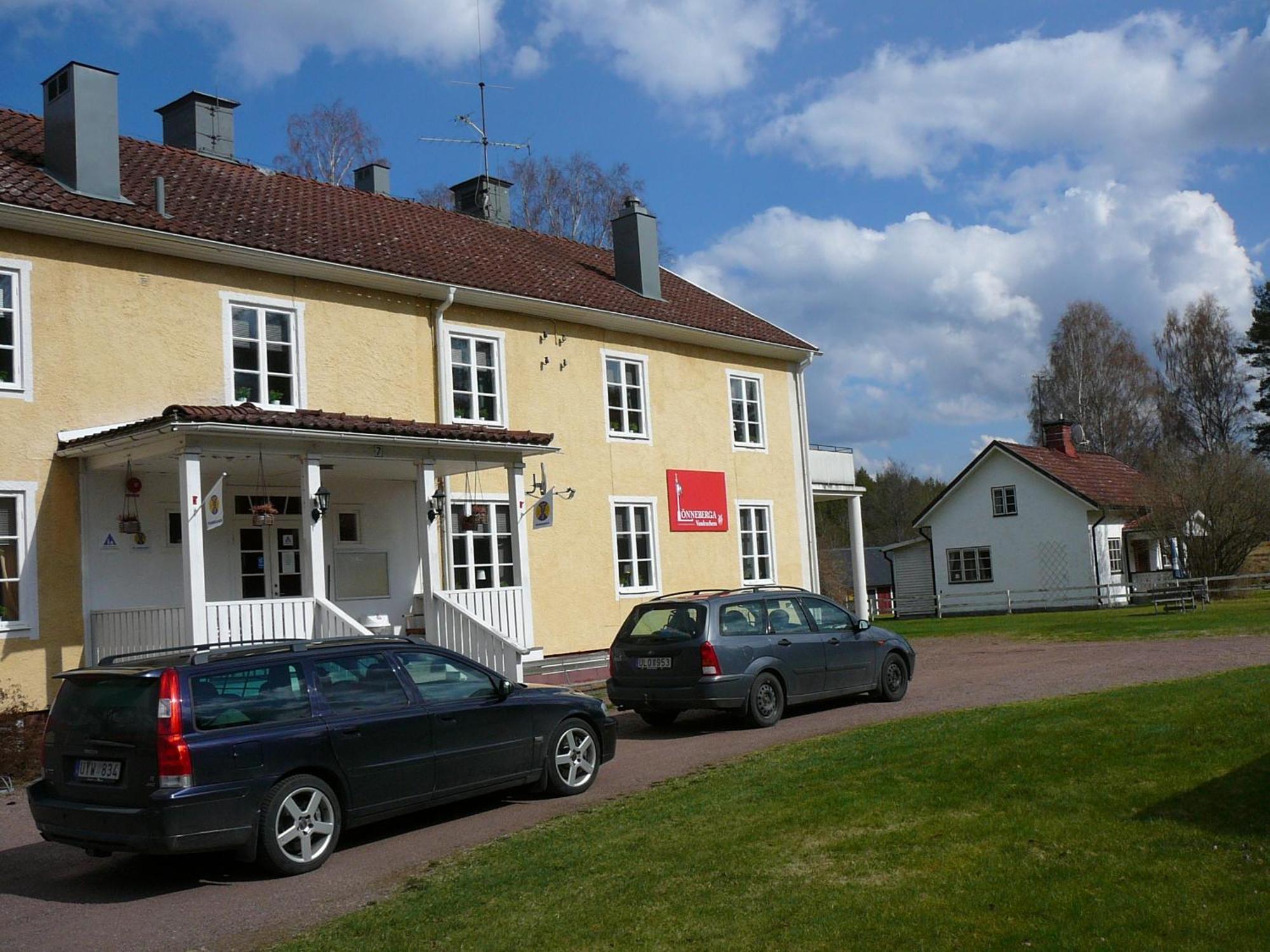 Loenneberga Vandrarhem & Hostel Екстериор снимка